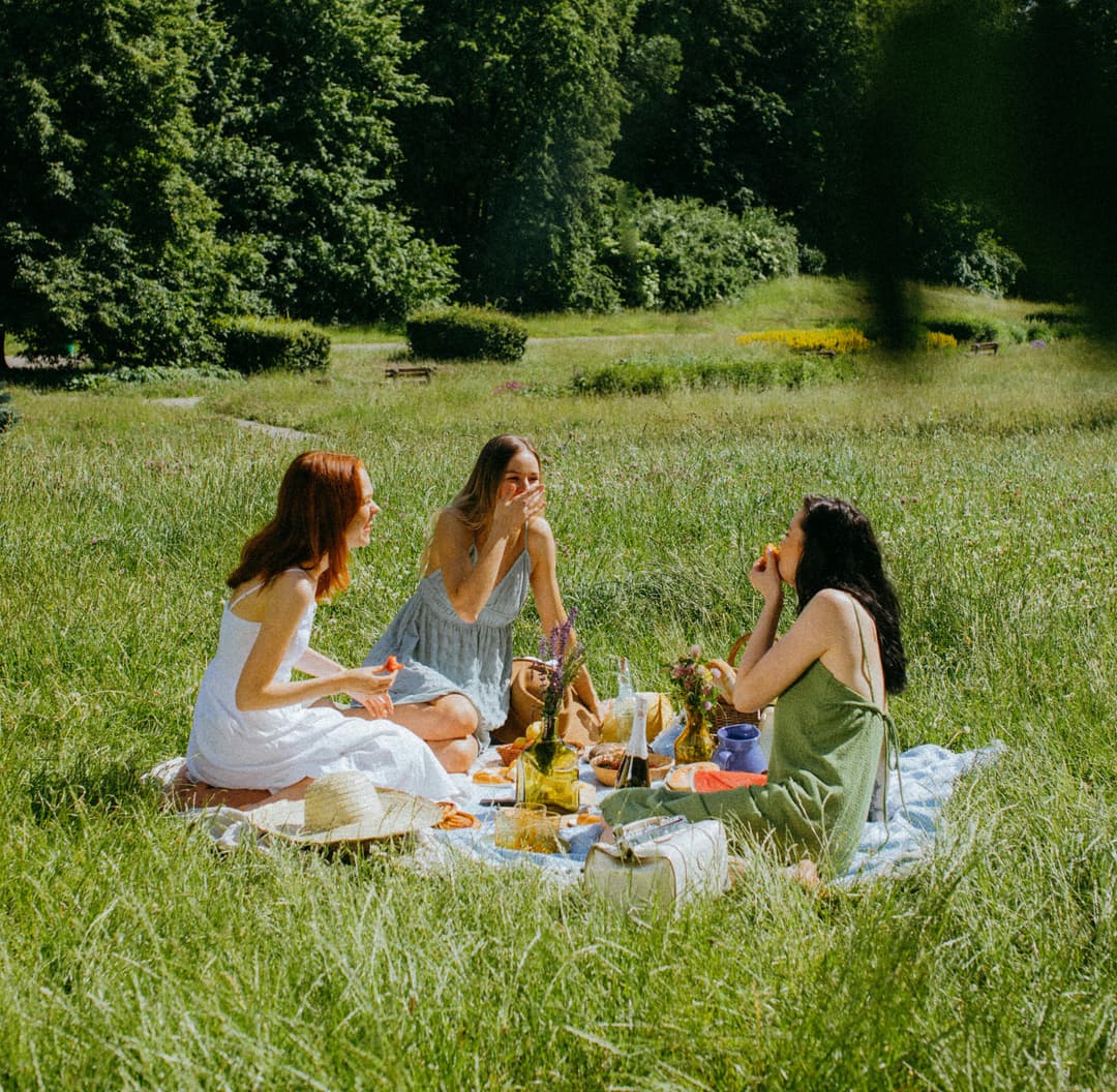 Cover Image for Understanding Diet Culture & Supporting Loved Ones with Disordered Eating