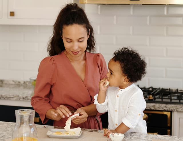 Cover Image for Healthy Eating for Kids: A Pediatric Dietitian's Guide to Raising Confident Eaters