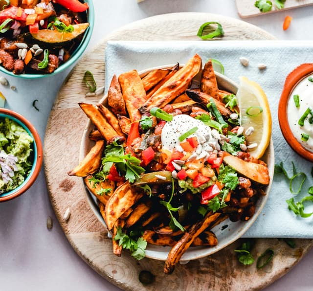 Cover Image for Why Diets Don't Work—And What Actually Helps Women Over 40 Reclaim Their Relationship with Food